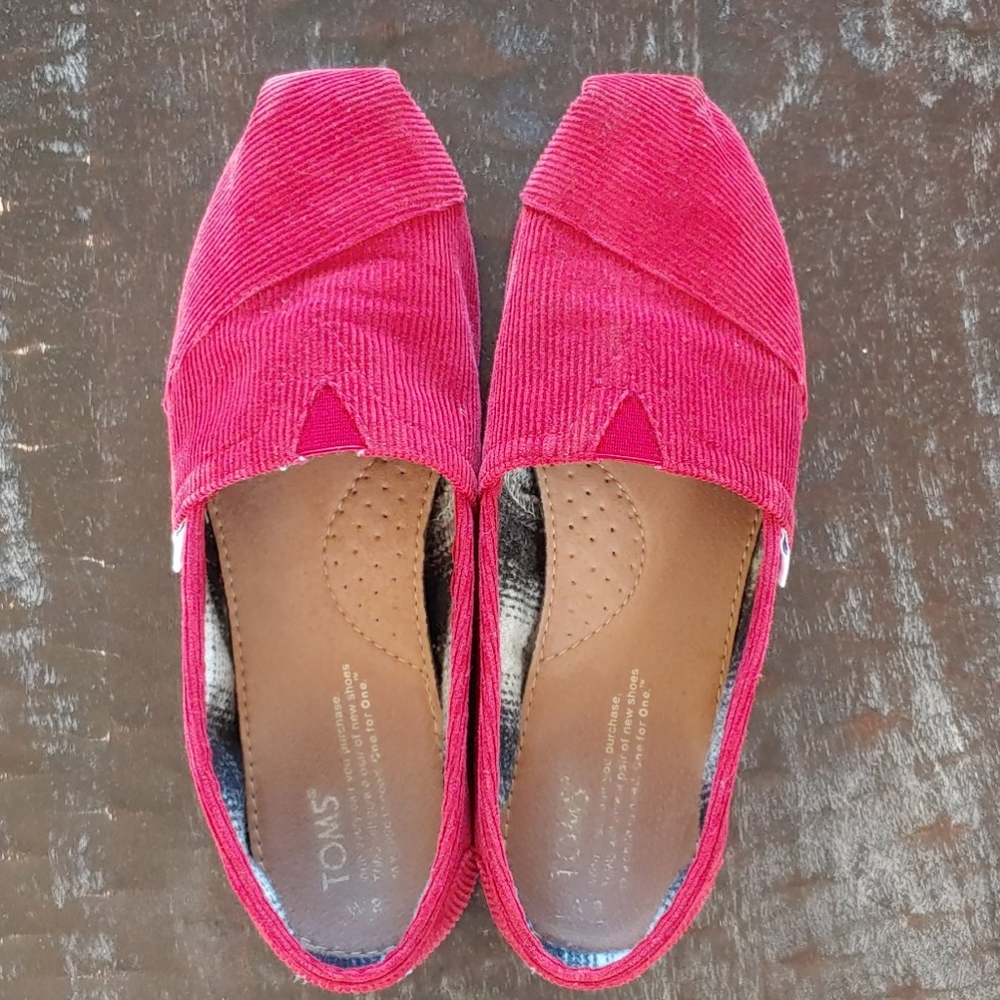 Toms